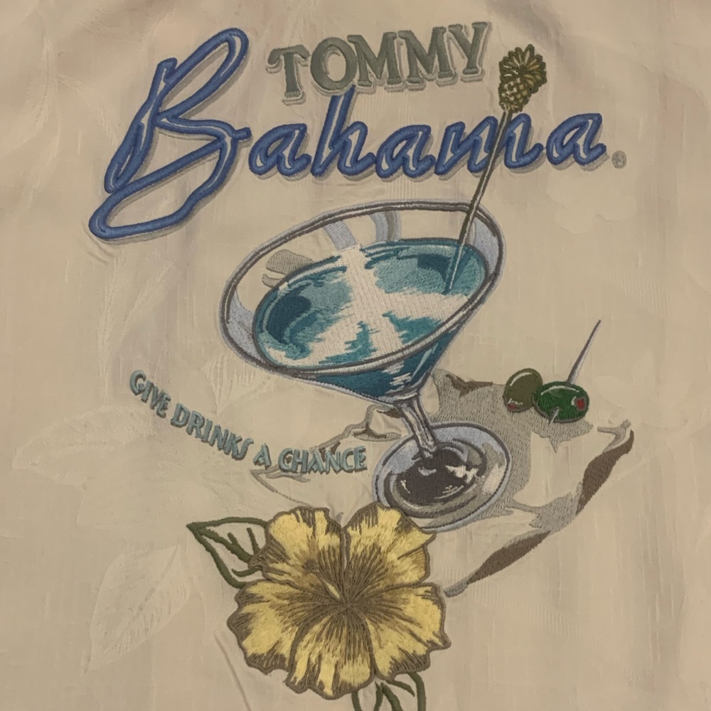 TOMMY BAHAMA 100% Silk Camp Shirt - Picture 7 of 7